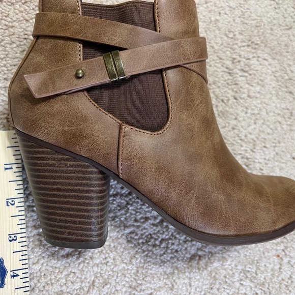 Women's Almond Toe High Chunky Block Stacked Heels Ankle Booties Boots - Picture 11 of 13